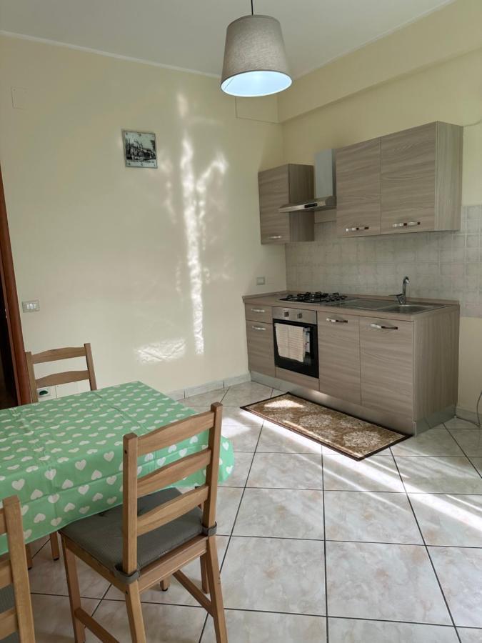 In Famiglia Apartment And Rooms For Pompei, Amalfi, Sorrento And Salerno サンテジーディオ・デル・モンテ・アルビーノ エクステリア 写真