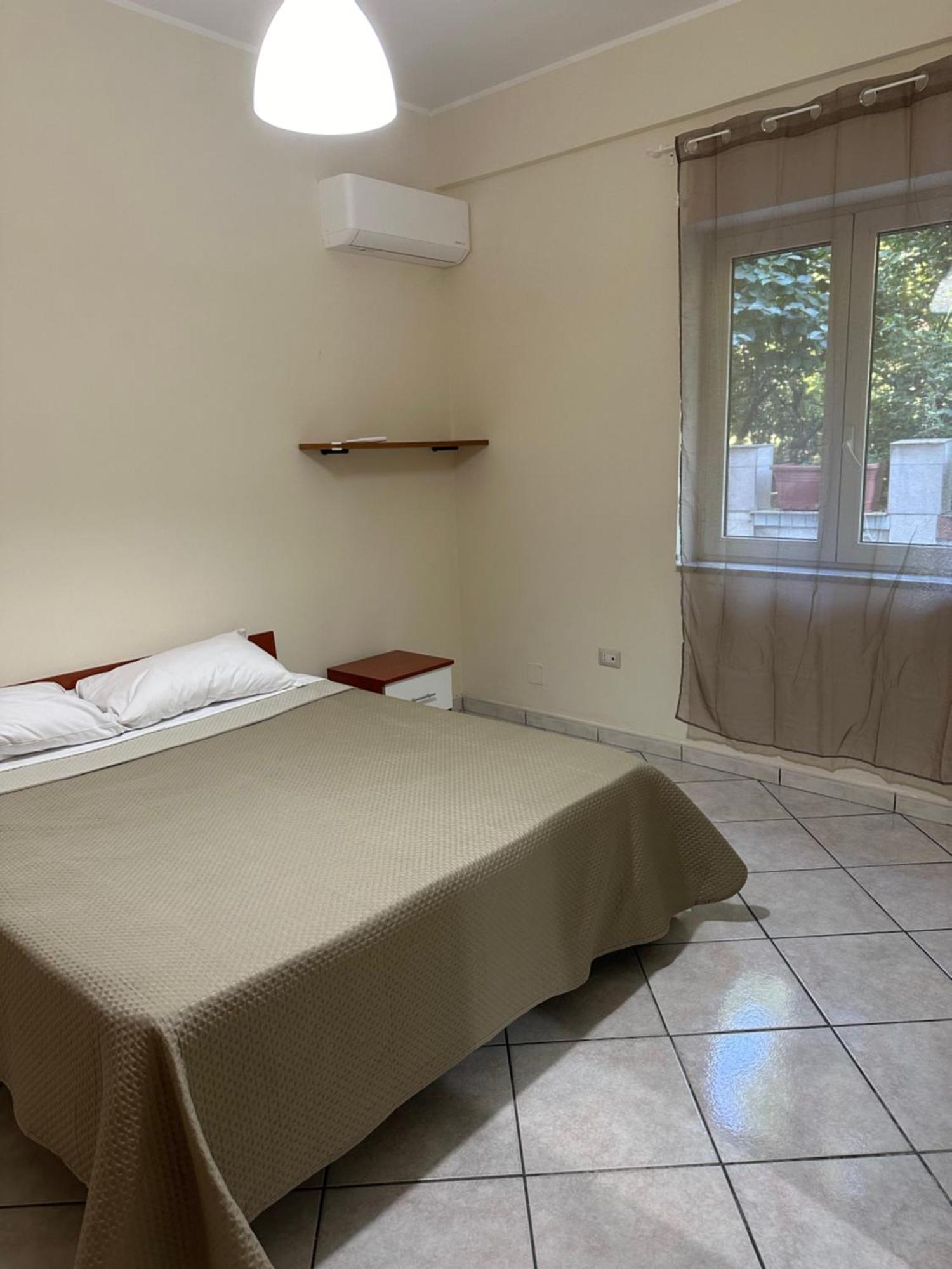 In Famiglia Apartment And Rooms For Pompei, Amalfi, Sorrento And Salerno サンテジーディオ・デル・モンテ・アルビーノ エクステリア 写真